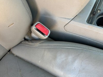 04-06 Cadillac Srx Passenger Right Front Seat Belt Buckle Receiver Oem Gray 132