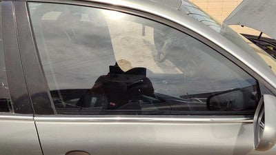 1998-2005 Vw Passat Passenger Right Front Side Window Door Glass Oem 3B4845202