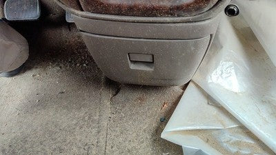 2000-2003 Ford Windstar Lower Cubby Compartment Oem Dash Tan