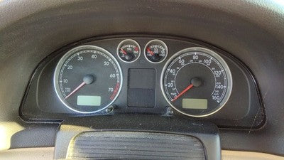01 02 Vw Passat Speedometer Cluster Instrument Gauges Panel Oem Dash 3B0920925bx