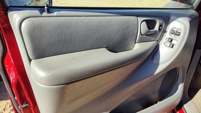 04-07 Town & Country Driver Left Front Inside Door Trim Panel Only Oem Gray D5