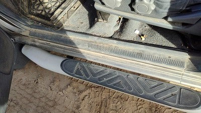 2004 Nissan Xterra Driver Left Lower Sill Step Moulding Trim Panel Oem Gray K