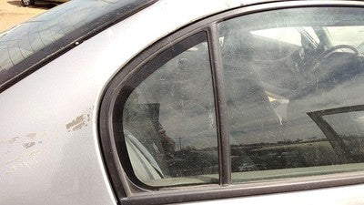 1997-05 Chevy Malibu Passenger Right Rear Vent Window Back Door Glass With Frame