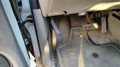 2001 Grand Caravan Parking Brake Pedal Assembly Oem Complete Emergency Unit