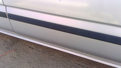 90 Corolla Station Wagon Passenger Right Front Moulding From Door Oem Trim Strip