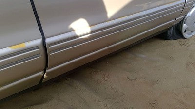 1994 Olds Eighty Eight Passenger Right Front Moulding From Door Trim Strip Gold