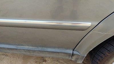 2001-05 Vw Passat Driver Left Rear Moulding From Door Oem Back Trim Strip Silver