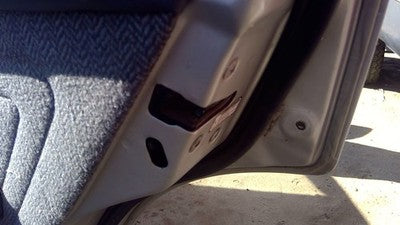1990 Corolla Station Wagon Passenger Right Rear Door Latch With Rods/Cables Back