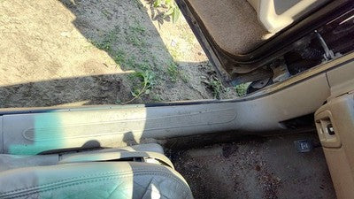 1999 Buick Park Ave Driver Left Lower Kick Trim Panel Oem Tan