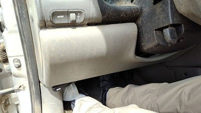 2002 Saturn L100 Lower Dash Under Column Knee Bolster Trim Panel Oem Gray 96B