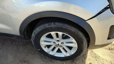 2016-2019 Ford Explorer Passenger Right Front Wheel Moulding Fender Flare Oem