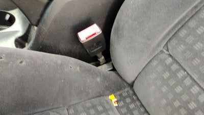 2002-2005 Vw Passat Driver Left Front Seat Belt Buckle Receiver Oem Black