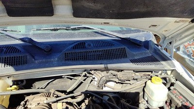 2005 Jeep Liberty Windshield Wiper Cowl Vent Trim Panel Oem Cover