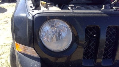 2007-2017 Jeep Patriot Passenger Right Head Light Oem Front Lamp With Bracket