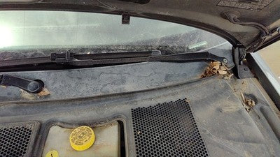 2002-2005 Vw Passat Driver Left Windshield Wiper Arm Oem Blade Lever 3B7955409