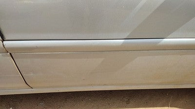 97-05 Malibu Passenger Right Front Moulding From Door Trim Strip Silver 12U