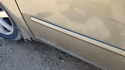 2004 Nissan Maxima Driver Left Front Moulding From Door Oem Trim Strip Gold Ky2
