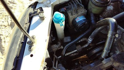 01-06 Hyundai Elantra Windshield Washer Fluid Reservoir With Pump Oem Wiper Tank