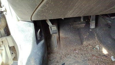2004 Pontiac Bonneville Parking Brake Pedal Assembly Oem Complete Emergency Unit