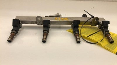 09-11 Chevy Aveo Complete Fuel Rail With Injectors Set Loaded Oem 1.6L 55559377