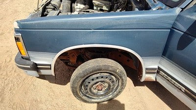 1983-1994 Chevy S10 Blazer Driver Left Front Fender Oem Blue 15961503
