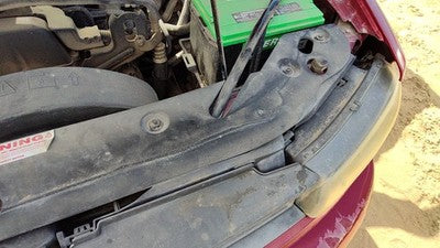 02-09 Chevy Trail Blazer Top Plastic Cover Above Radiator Support Upper Shield