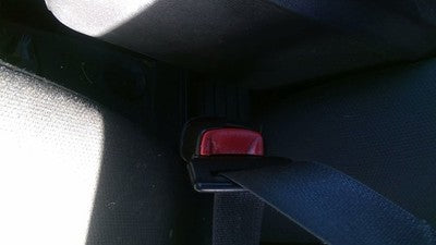 2007-2009 Pontiac Torrent Driver Left Front Seat Belt Buckle Receiver Black 19C