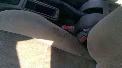 1993 Saturn Sw2 Driver Left Front Seat Belt Buckle Receiver Oem Tan