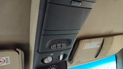 1999 Gmc Yukon Center Overhead Console Oem Dome Light Map Lamp Cubby Tan 522
