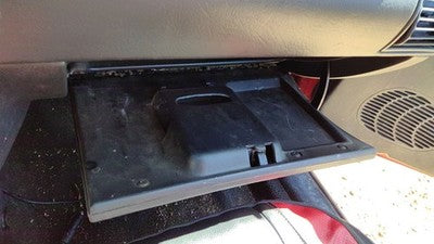 2003 Chevy Cavalier Glove Box Assembly Complete Door With Latch Oem Graphite 12C