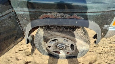 1994 Nissan Pathfinder Driver Left Front Wheel Flare Oem Fender Moulding Black