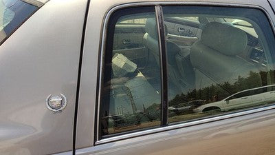 94-99 Deville Passenger Right Rear Vent Window Back Door Glass With Frame