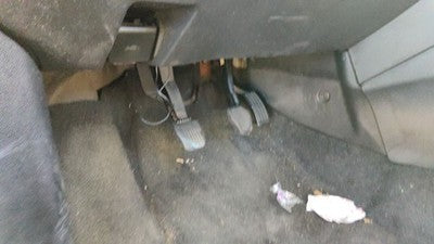 2005 Mazda 3 Complete Clutch And Brake Pedal Assembly Oem