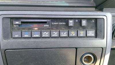1988-1992 Cutlass 2 Door Temperature Control Module In Dash Heater Ac Head Unit