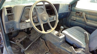 85-91 Sunbird Passenger Right Front Spindle Steering Knuckle With Wheel Hub