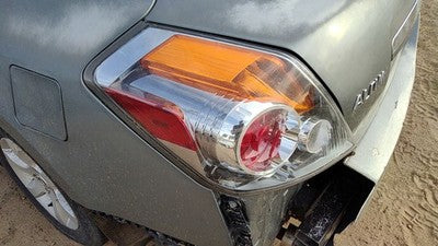 2007-2009 Nissan Altima Driver Left Tail Light Brake Lamp Oem Rear 26555Zn50a