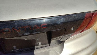 95-02 Sunfire Center Tail Light Assembly Brake Lamp 2 Door Lid Mounted Middle