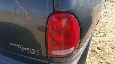 96-00 Chrysler Voyager Passenger Right Tail Light Oem Brake Lamp Rear 4576244Ab