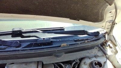 2008-2012 Chevy Malibu Driver Left Windshield Wiper Arm Oem Blade Lever 20847835