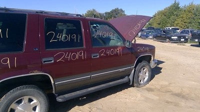 1998-2000 Chevy Tahoe Rear Drive Shaft Oem Back Driveline 5.7L 4X4 15036952