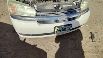 2004-2005 Chevy New Style Malibu Front Bumper Cover Assembly Oem White 40U