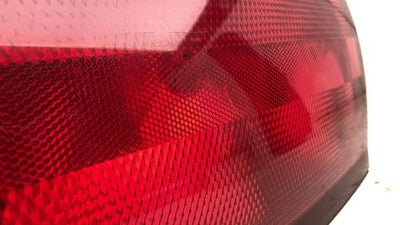 2004-2007 Buick Rendezvous Center Tail Light Section Oem Brake Lamp Middle