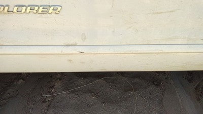 01-03 Ford Explorer Driver Left Front Moulding From Door Oem Trim Strip White Yz