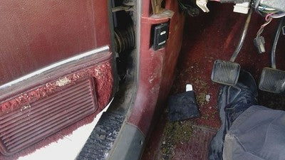 1985 Jeep Cherokee Driver Left Lower Kick Trim Panel Oem Red