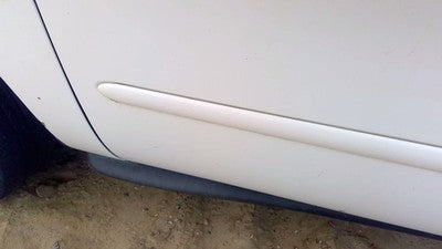 1998 Ford Taurus Driver Left Front Moulding From Door Oem Trim Strip White