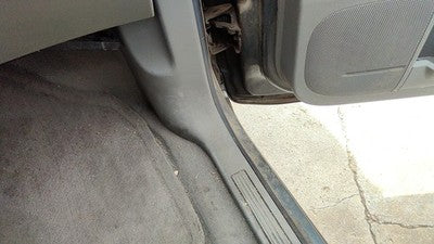 2010 Chevy Traverse Passenger Right Lower Kick Trim Panel Oem Gray