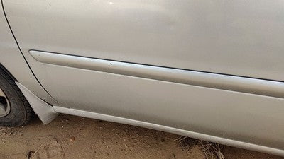 97-05 Chevy Malibu Driver Left Front Moulding From Door Trim Strip Silver 12U