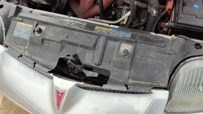 95-05 Pontiac Sunfire Top Plastic Cover Above Radiator Support Oem Upper Shield