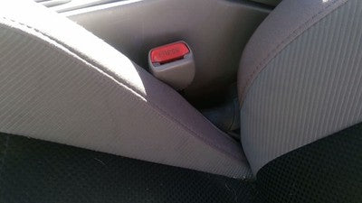 1999-2002 Subaru Forester Driver Left Front Seat Belt Buckle Receiver Oem Gray