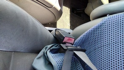 2002-2003 Ford Windstar Driver Left Front Seat Belt Buckle Receiver Oem Gray 22